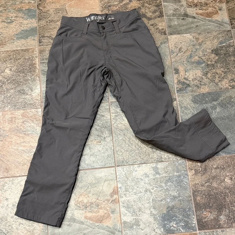 Wrangler Men's Dark Gray Chinos